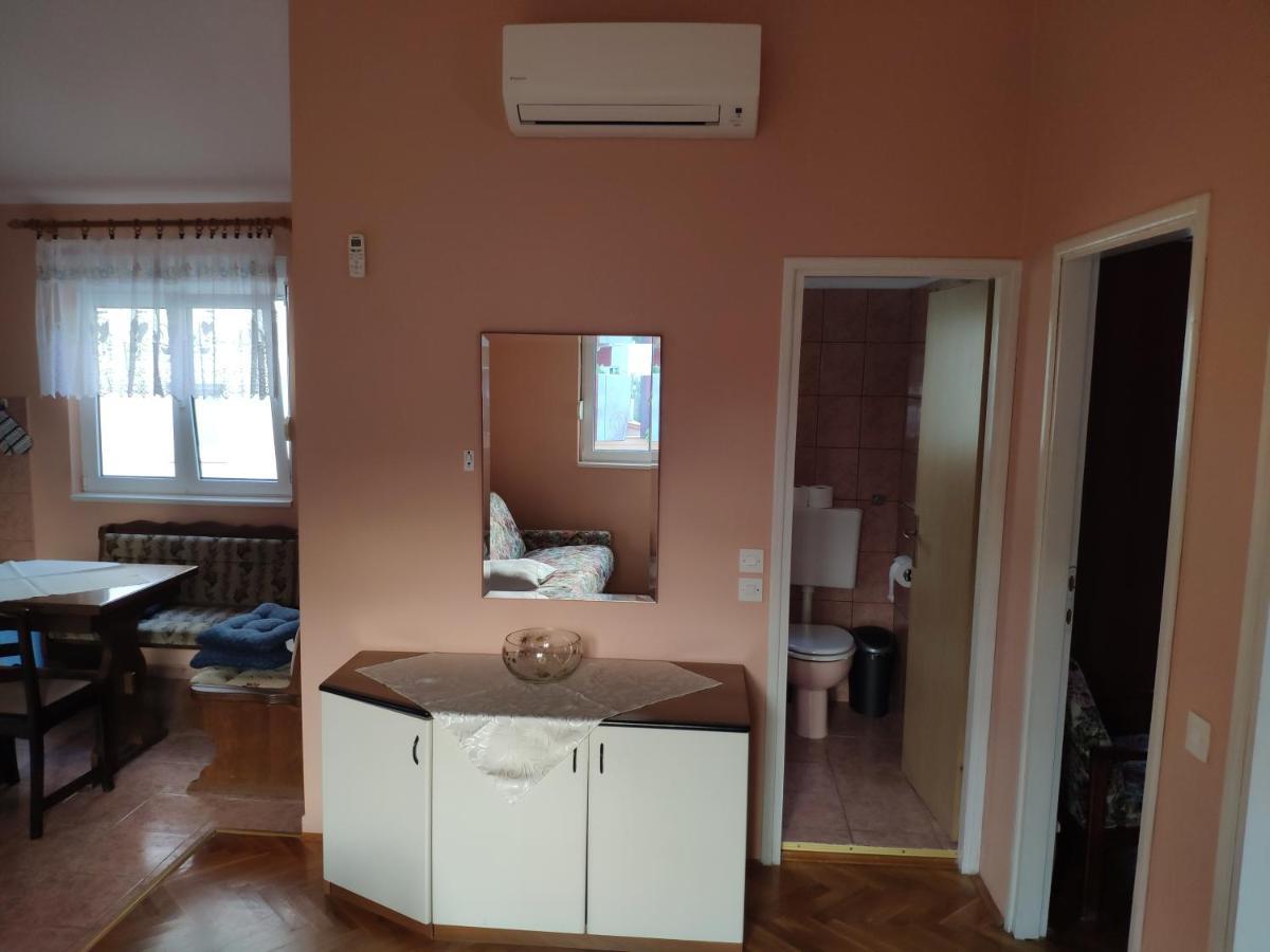 & Nora Apartman *