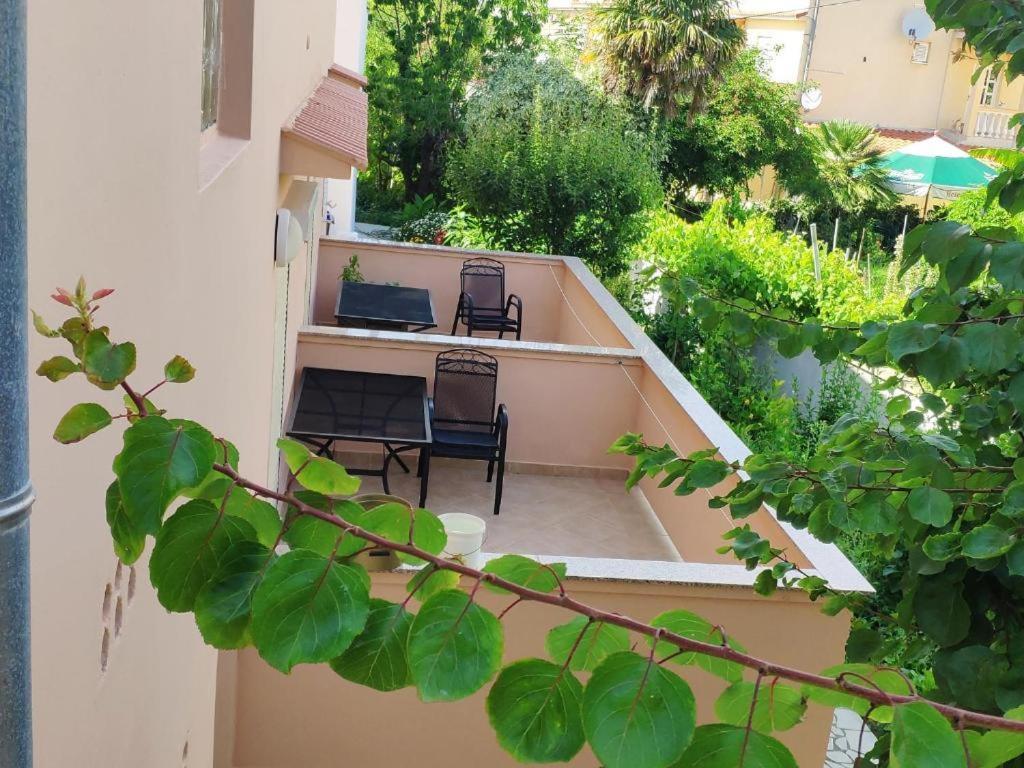 & Nora Apartman *